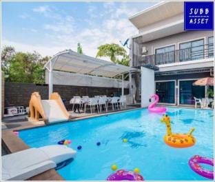 Modern Poolvilla with 8 Bedroom |Center of Huahin