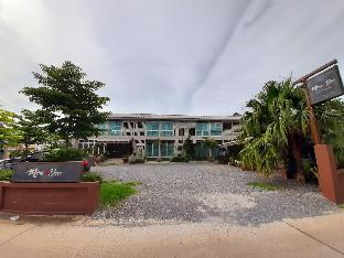 Mon-Dee Mini Hotel