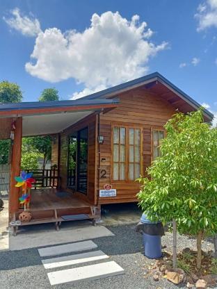 Monkey Cottages (Cottage 2)