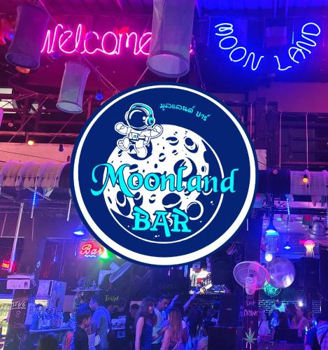 Moonland Bar and Hostel