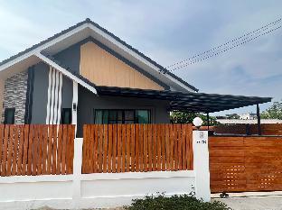 Muan Jai House