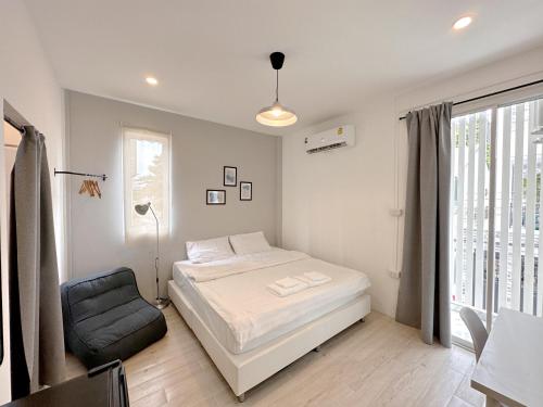 Na Ekkamai Residence