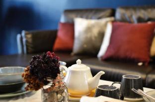 Na Gallery House Suvarnabhumi ( Guesthouse )