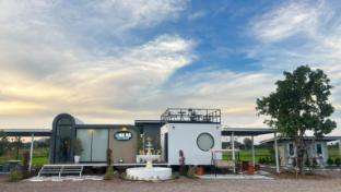 Na Na Cafe &amp; Resort Ratchaburi