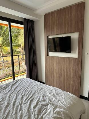 Nai Harn Beach Condo (P2)