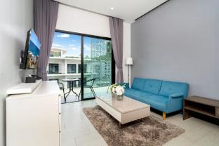 Naiharn Suite just 15min Walk to Beach, UTN D604