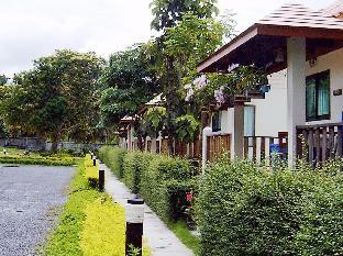 Naku Resort