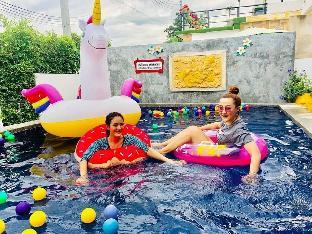 Namfon Pool Villa Huahin (BBQ &amp; Karaoke)
