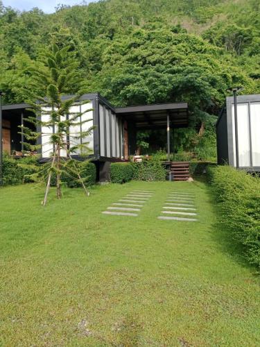 Nara Black Mountain