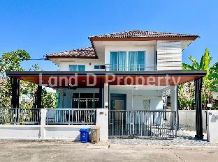 Naraya House