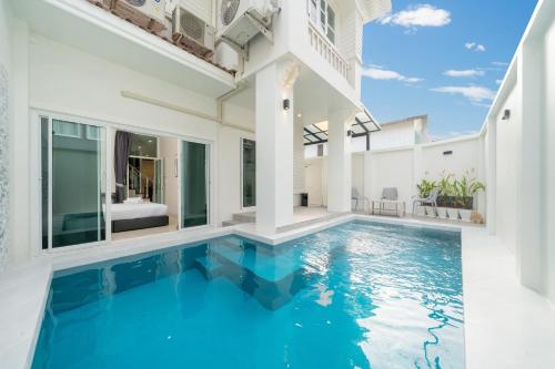 New 6 BDR patong pool villa by Mp property
