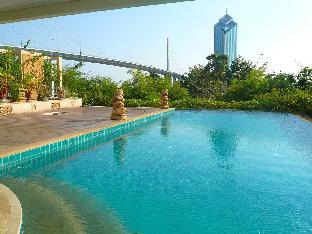 Nice 2BR Apt, Riverside and close to Asiatique