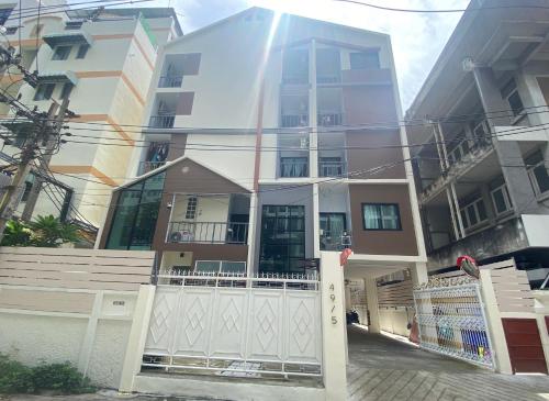 NIJ Lady dorm