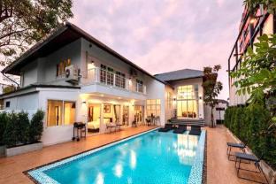 Nimman Villa 17