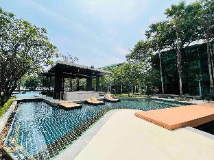 O2 Pool Access 2BR Beach front LPN park beach