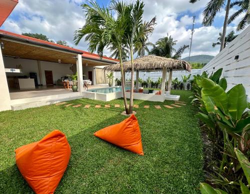 Oh&#039;lala Three Bedroom Pool Villa