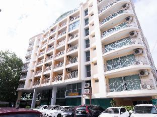 Olive Hotel &amp; Residence Bangkok Sukhumvit 101/1