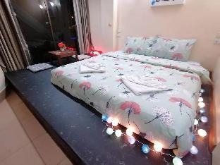 On Phuket Island, by the East China Sea