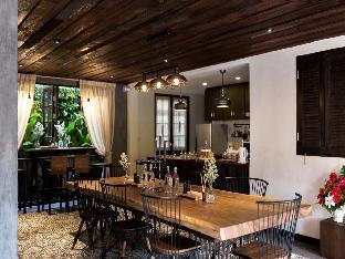 Once Upon A Time Boutique Home