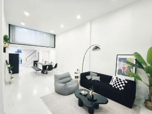 One Bangkok/bts&amp;mrt silom walk 2mins/5rooms5beds