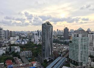 One Bd rm Apt, Bangkok view, 2-3 min walk to BTS