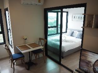 One bedroom with rooftop swimming pool A