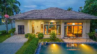 One Off Villa, Very modern, Best Location #v67