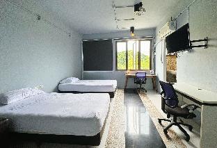 OYO 75465 Lucky Hostel (Huai Khwang)