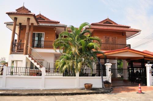 P and A Thai Lanna Resort