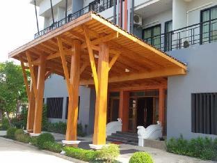 Pairphumburi Hotel