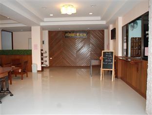 Pakchong Town Hotel