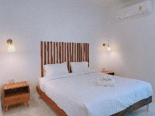 Palm Park Hotel