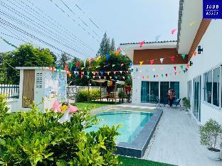 Party Poolvilla For 12 Persons | Huahin KhaoTao