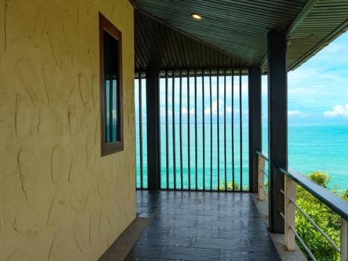Patong 4BD sea view BOOM party&amp;cozy pool villa