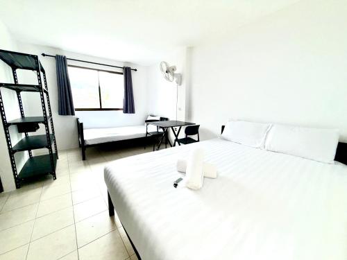 Patong Canal Villa R202
