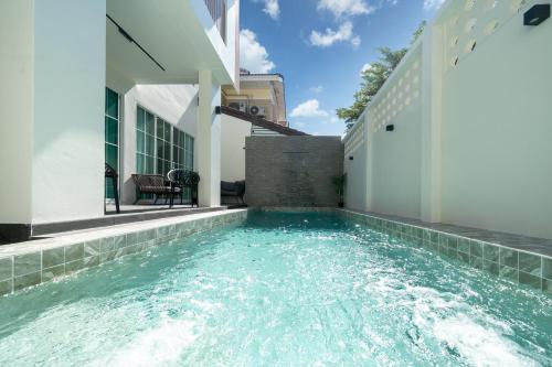 Patong pool Villa 132