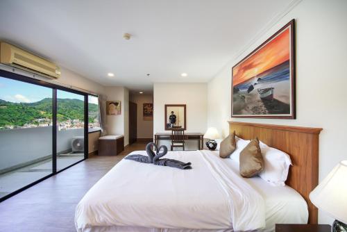 Patong Tower Deluxe Seaview 2BR-2002