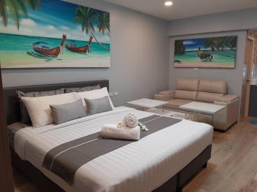 Patong Vacation Rentals - Located in the Heart of Patong, Studio Apartments walking distance to the