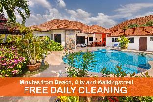 Pattaya Hill minutes from the Beach / City