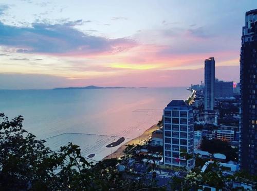 pattaya jomtien 1bedroom 34sqm seaview 17th floor beautiful