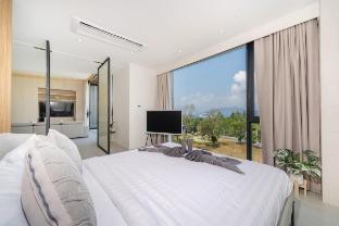 Penthouse Luxurious Seaview 3BR Patong
