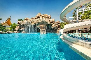 Phukalini Luxury Pool Villa and Onsen