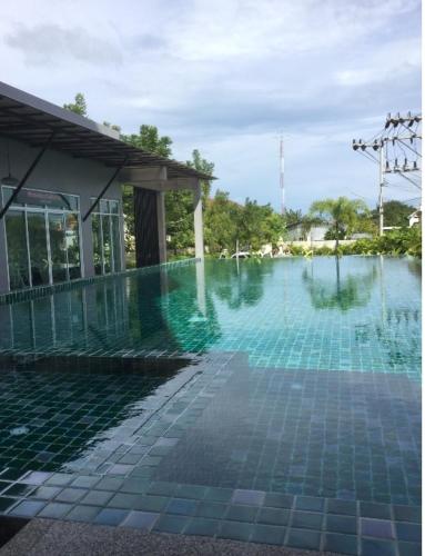 Phuket naka Condon-41 免费高速上网免费停车位