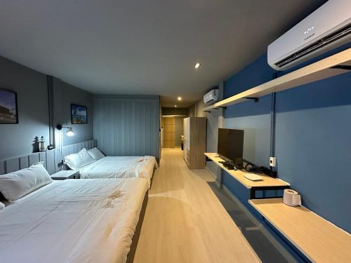 Phuket vibe, City House, 7 mins to BTS, City center, Private room in Sathon, Private bathroom, Bangk