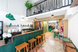 PICCOLO SUKHUMVIT HOSTEL - Self check-in after 6 pm