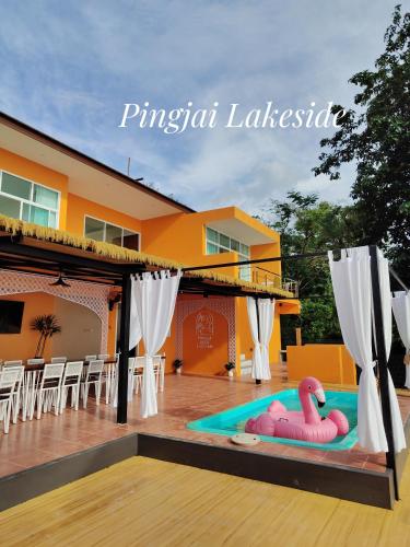 Pingjai Lakeside Halal
