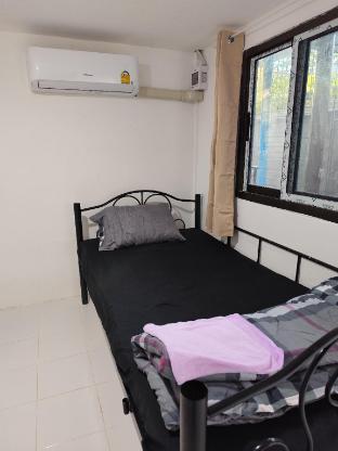 Place 62, New Room, MRT Sirindhorn,Bangkok 13.15