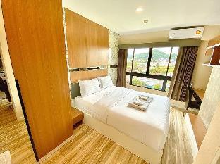 Plus Condominium Sriracha