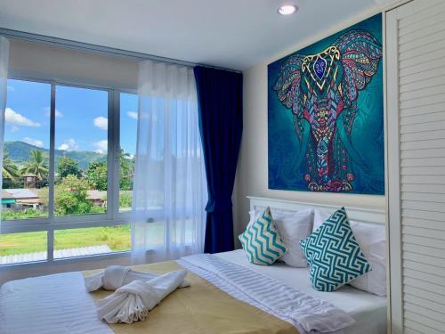 PLUS1 by The Life Nomadic