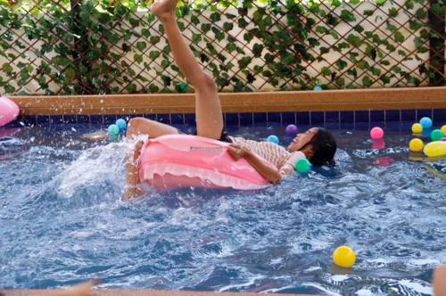 Ponly Pool Villa Huahin 4 Bedroom With BBQ Facilities &amp; Karaoke For 8-25 Pax